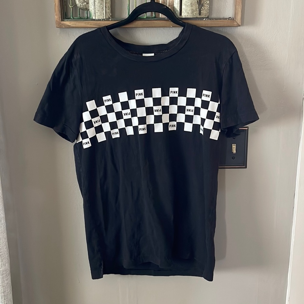 PINK Victoria Secret size medium t shirt checker print and mesh back